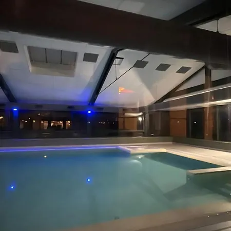 Apartment Cocoon, Pool, 5 Minutes From Disneyland Val D'europe, Paris Serris