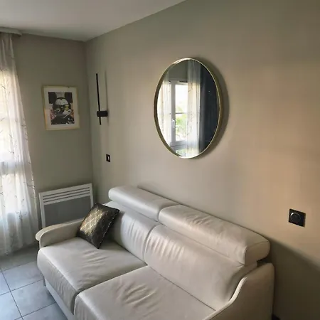 Cocoon, Pool, 5 Minutes From Disneyland Val D'europe, Paris Appartamento