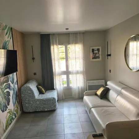 Appartamento Cocoon, Pool, 5 Minutes From Disneyland Val D'europe, Paris *